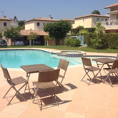 Villa Cezanne Cagnes-sur-Mer Oda fotoğraf