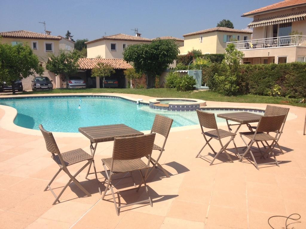 Villa Cezanne Cagnes-sur-Mer Oda fotoğraf